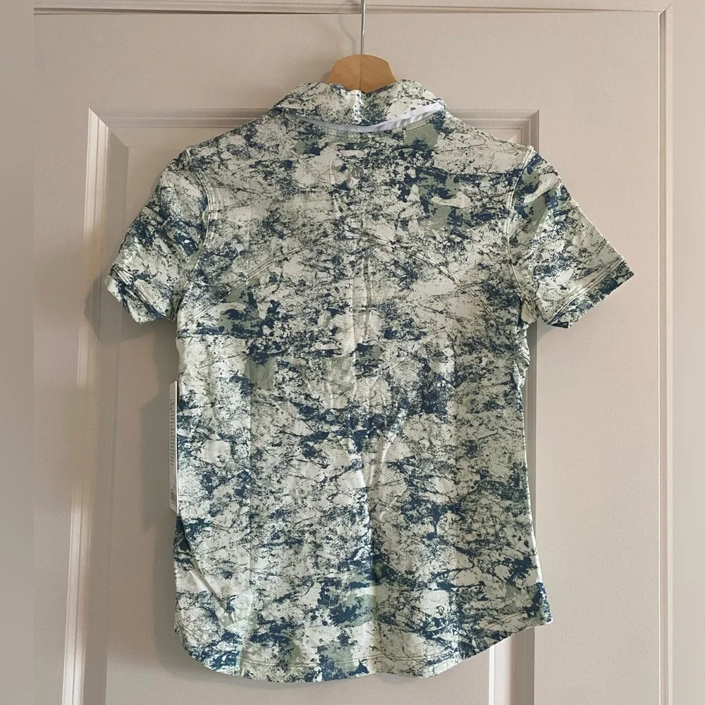 Lululemon Quick-Dry Short Sleeve Polo Shirt Size 4 CGGM - Picture 4 of 4